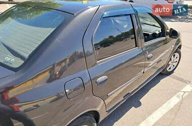 Седан Renault Logan 2010 в 