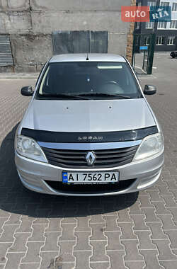 Седан Renault Logan 2011 в 