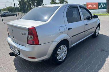 Седан Renault Logan 2011 в 