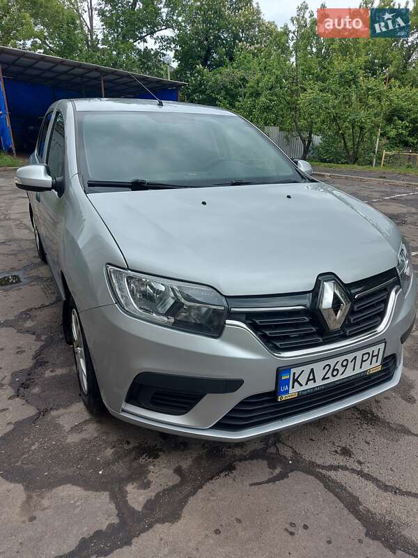 Renault Logan 2017