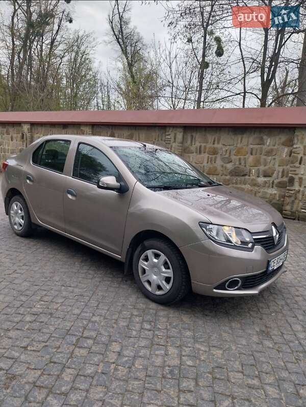Седан Renault Logan 2015 в 