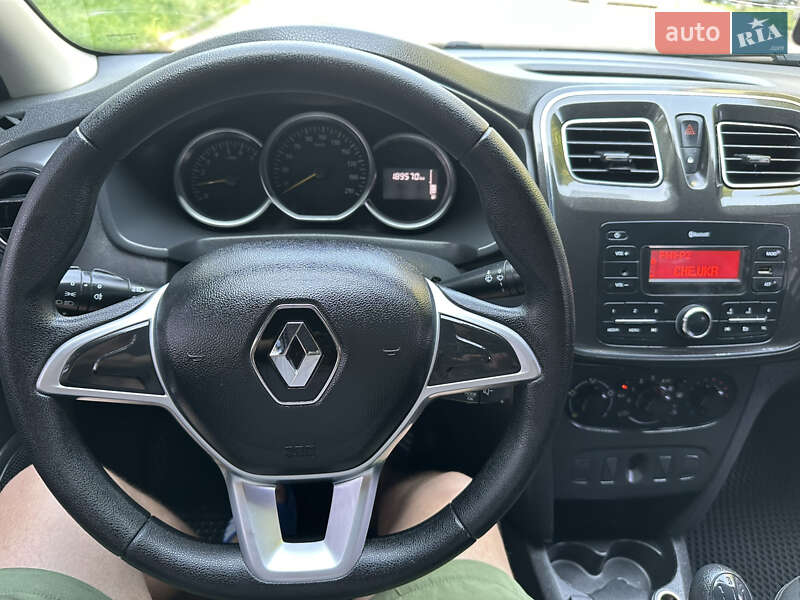 Седан Renault Logan 2019 в Черновцах