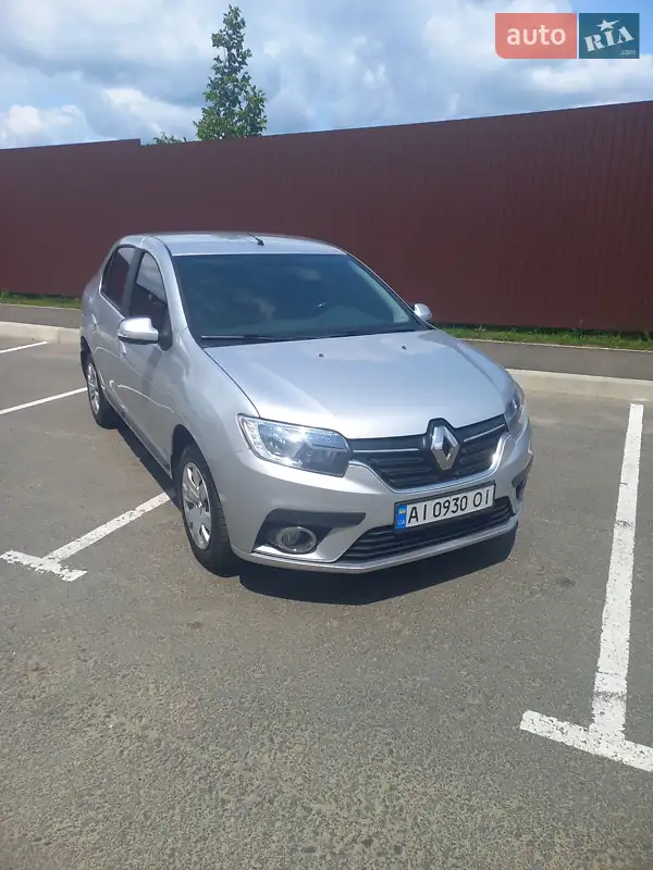 Седан Renault Logan 2018 в 