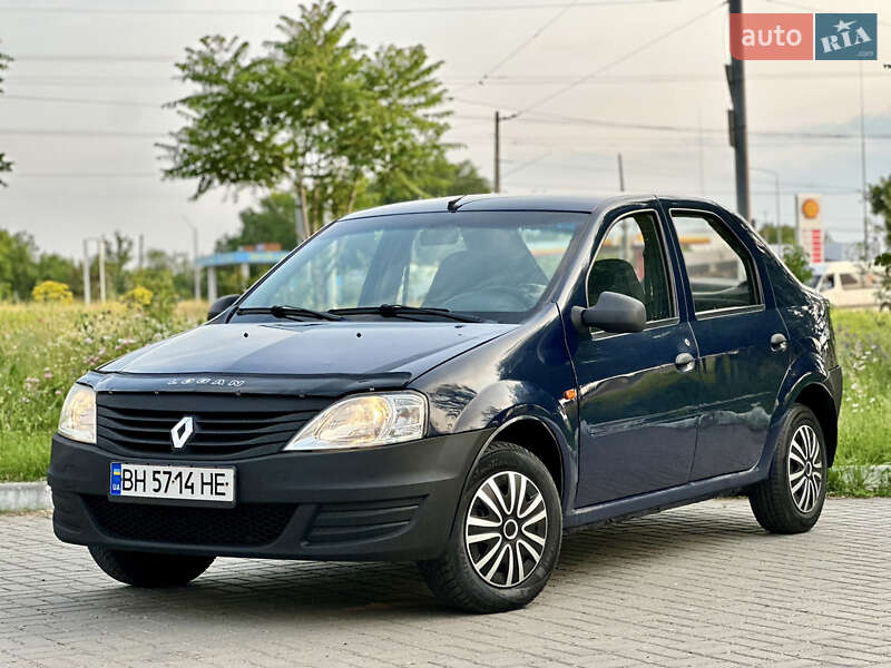 Renault Logan 2010