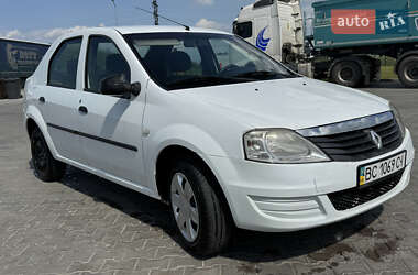 Седан Renault Logan 2010 в Рованцах