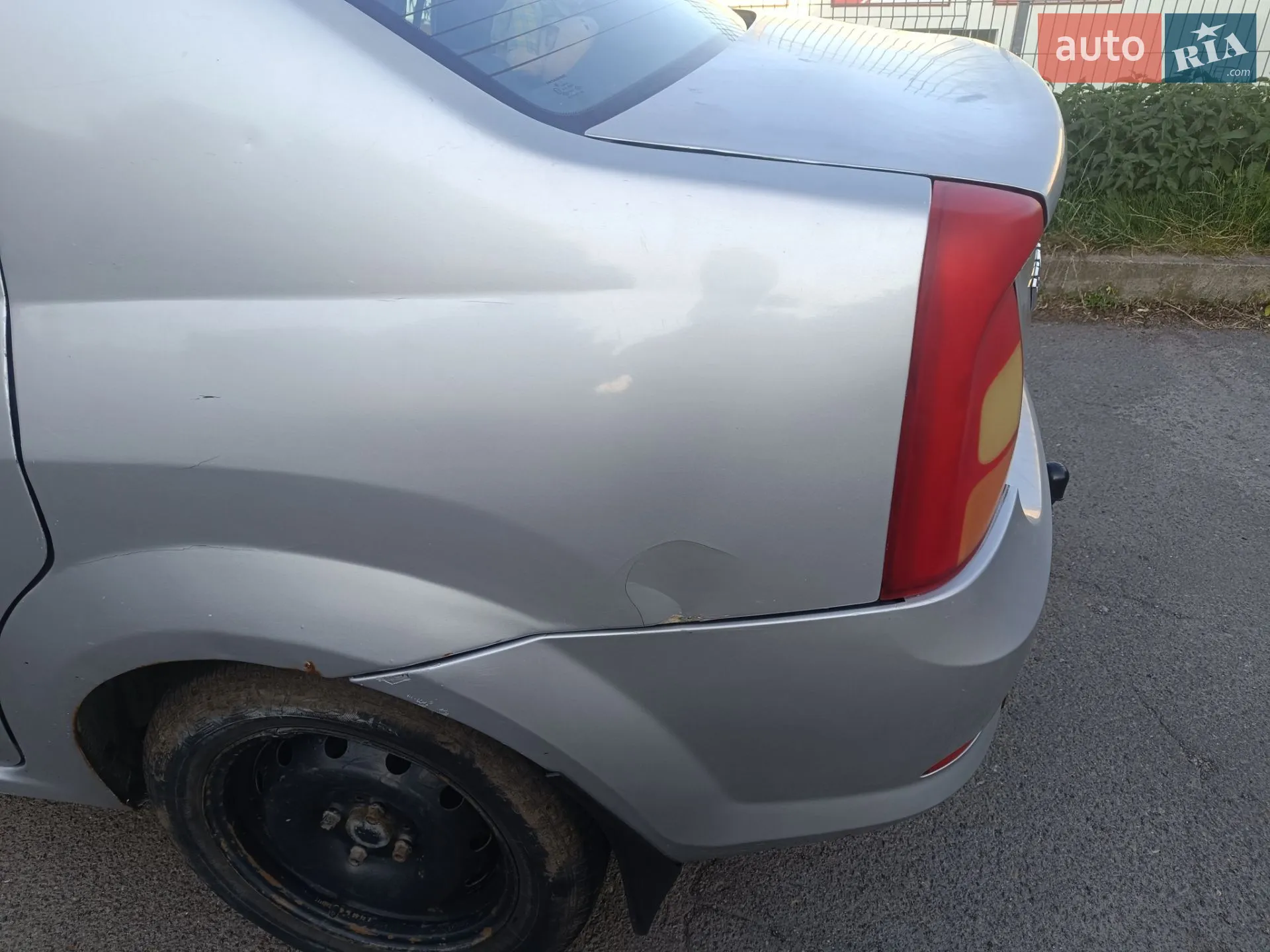 2010 Renault Logan - мініатюра 23