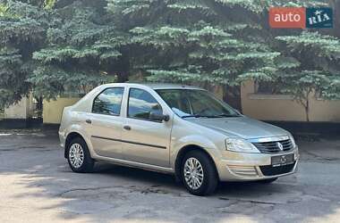 Седан Renault Logan 2010 в Желтых Водах