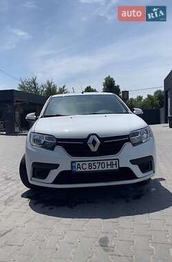 Седан Renault Logan 2017 в 