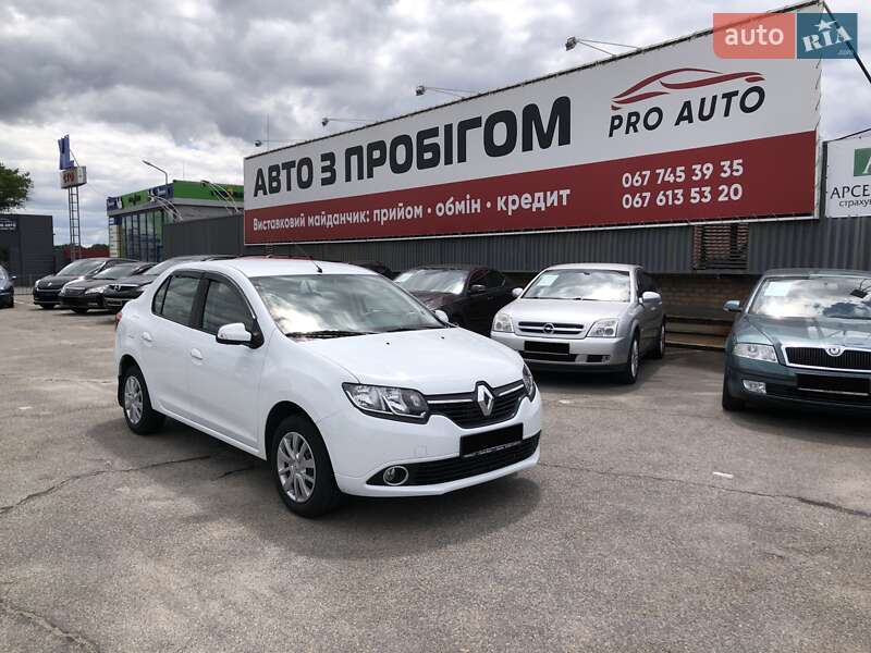 Renault Logan 2013