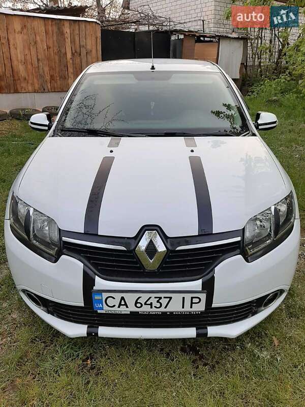 Renault Logan 2016