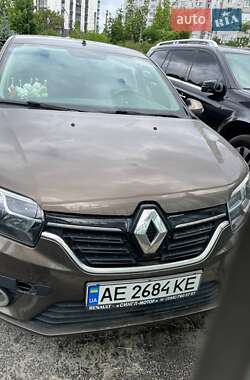 Седан Renault Logan 2017 в Дніпрі