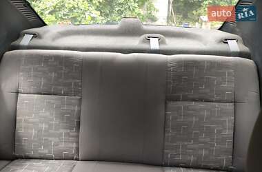 Седан Renault Logan 2010 в 