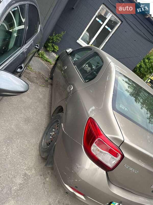 Седан Renault Logan 2013 в Киеве