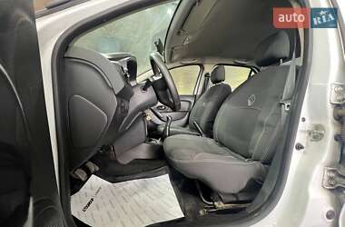 Седан Renault Logan 2019 в 
