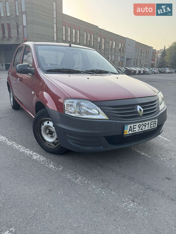 Седан Renault Logan 2009 в Днепре