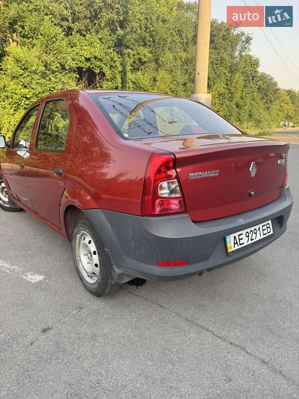 Седан Renault Logan 2009 в Днепре