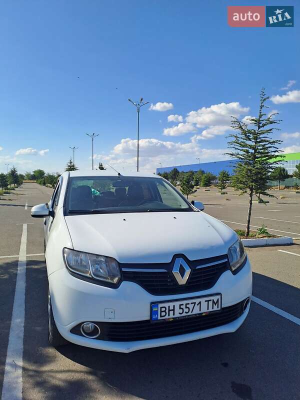 Renault Logan 2013