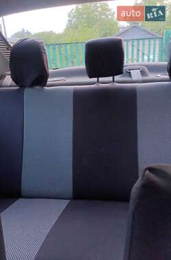Седан Renault Logan 2010 в 