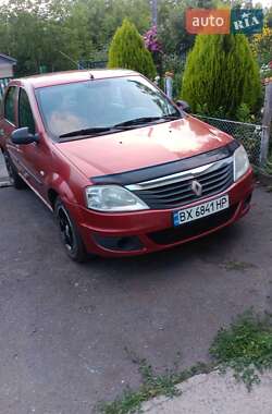 Седан Renault Logan 2010 в 