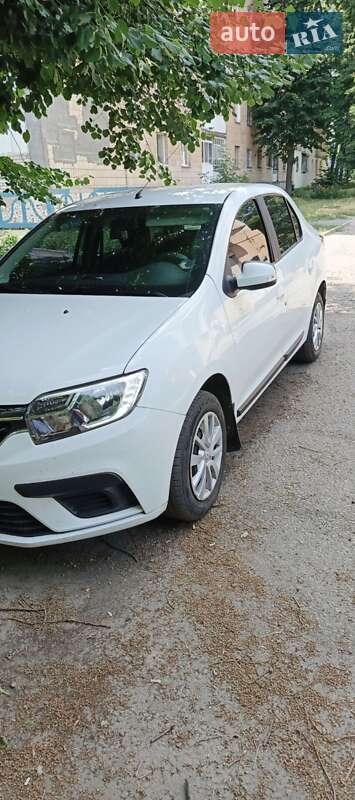 Седан Renault Logan 2019 в Знаменке