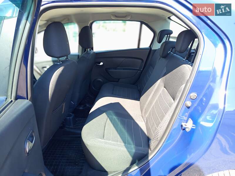 Седан Renault Logan 2020 в Киеве