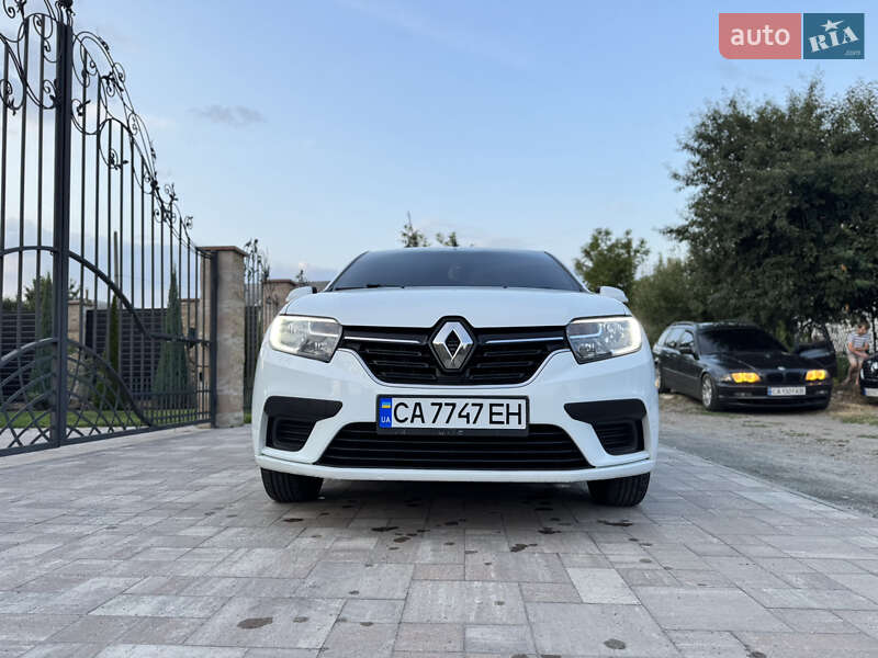 Седан Renault Logan 2017 в Умани