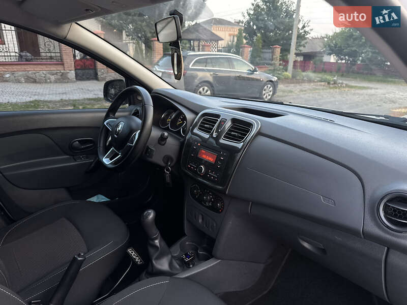 Седан Renault Logan 2017 в Умани