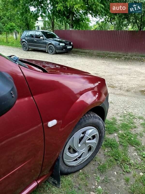 Седан Renault Logan 2011 в Рогатине