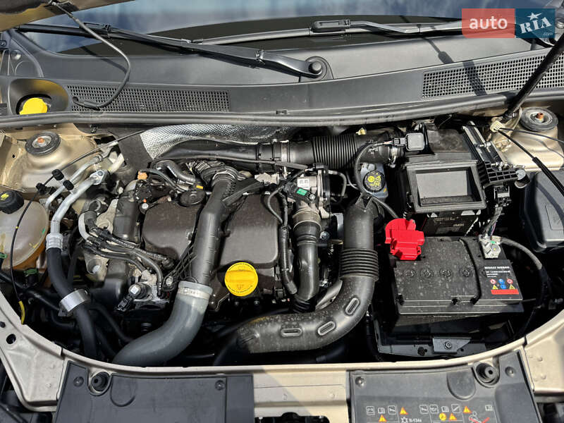 Седан Renault Logan 2020 в Днепре