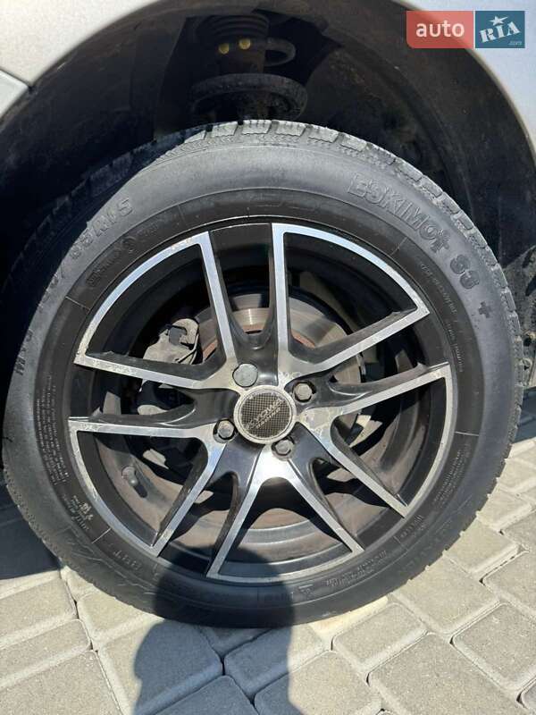 Седан Renault Logan 2013 в Одесі