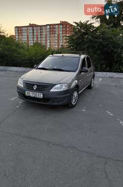 Седан Renault Logan 2009 в Днепре