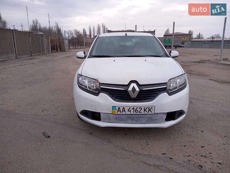 Renault Logan 2013