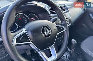 Седан Renault Logan 2021 в 