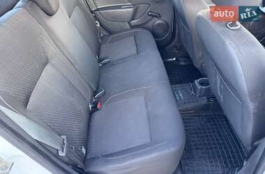 Седан Renault Logan 2021 в 