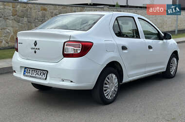 Седан Renault Logan 2016 в 