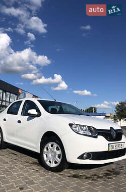 Седан Renault Logan 2013 в Звягеле