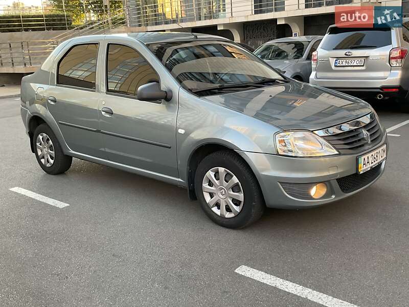 Седан Renault Logan 2011 в Киеве
