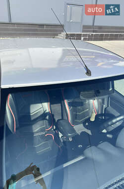 Седан Renault Logan 2010 в 