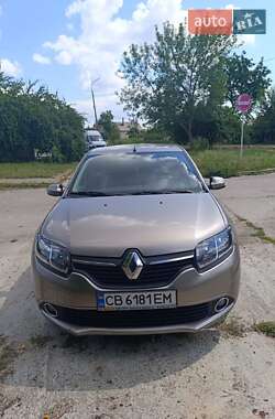 Седан Renault Logan 2013 в Чернігові