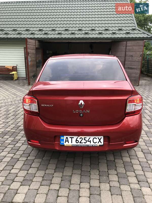 Седан Renault Logan 2013 в Делятине