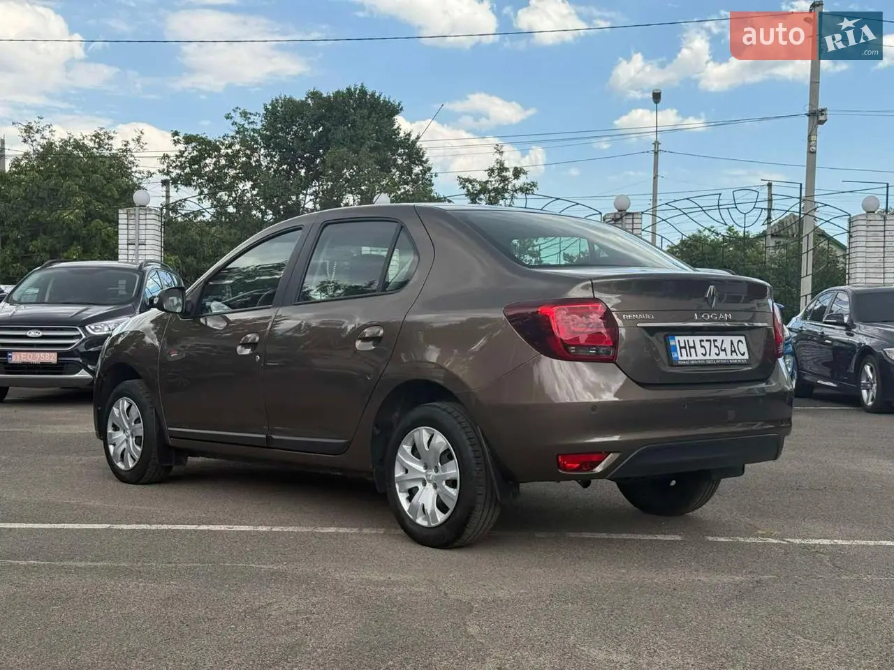 2020 Renault Logan - мініатюра 17