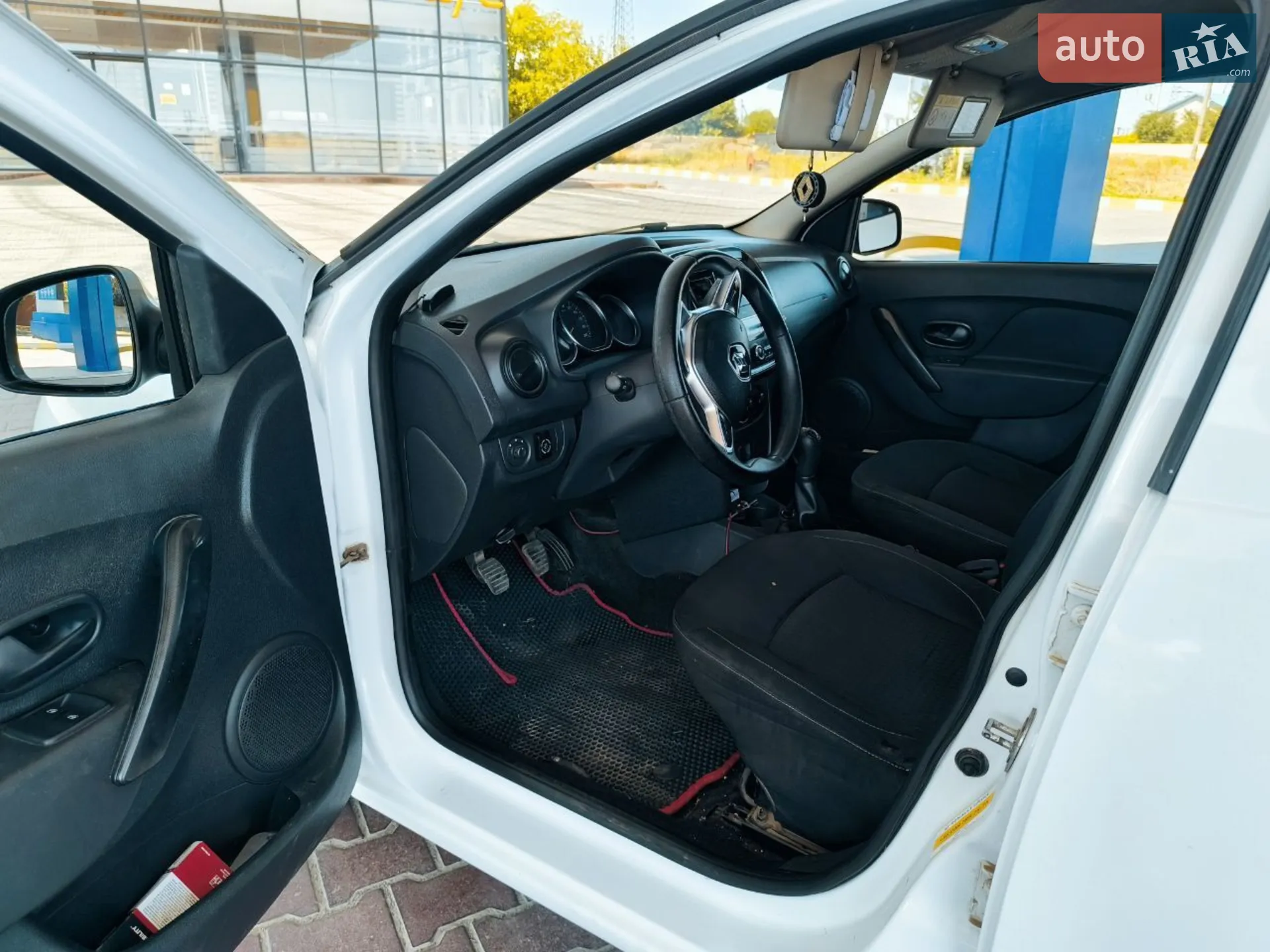 2019 Renault Logan - мініатюра 5
