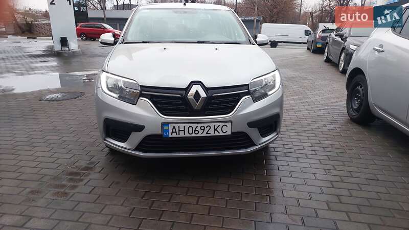 Renault Logan 2017