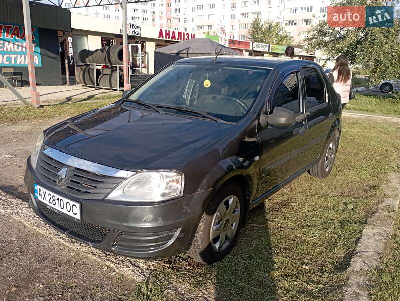 Renault Logan 2010