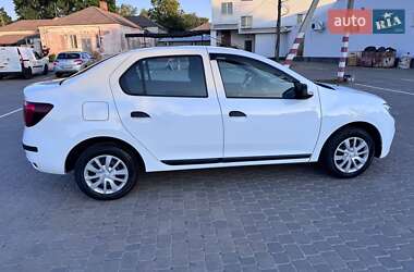 Седан Renault Logan 2021 в 