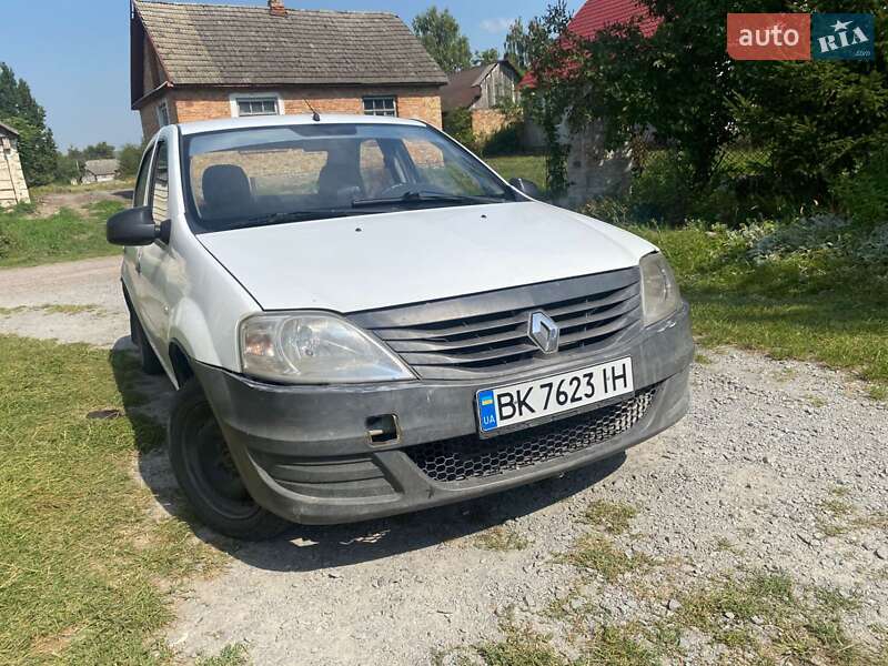 Седан Renault Logan 2012 в Дубно