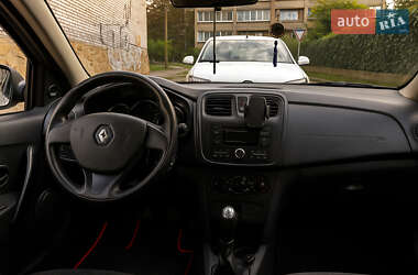 Седан Renault Logan 2014 в Львове