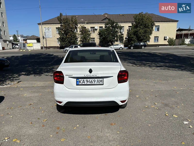 Седан Renault Logan 2020 в Киеве