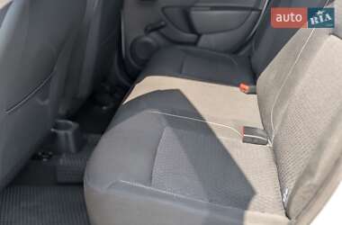 Седан Renault Logan 2019 в 