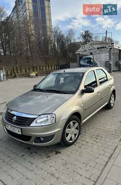 Седан Renault Logan 2011 в Львове
